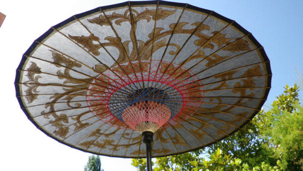 eight foot large umbrella golden pearl 2