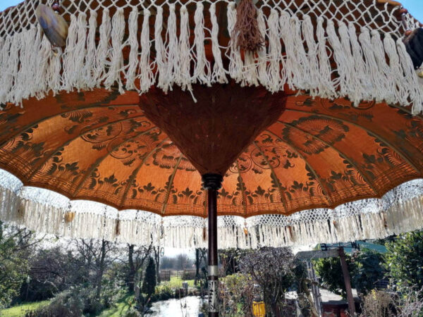 yellow and white umbrella