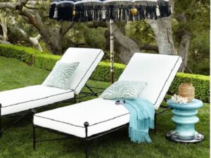 garden parasol in white