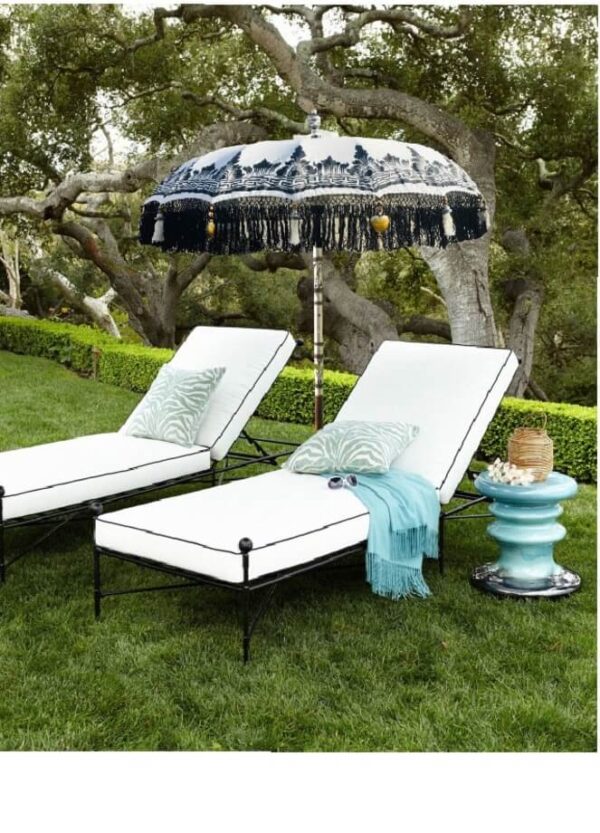 garden parasol in white